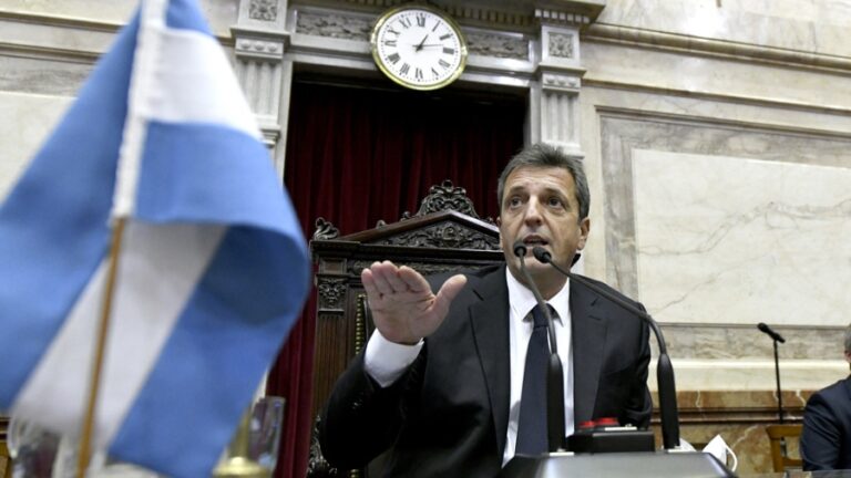 Massa reiteró que comunicará nombres de quienes lo acompañarán después de asumir