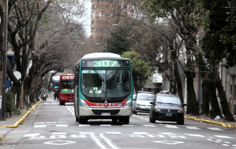 Rigen los carriles los carriles exclusivos en calle 54