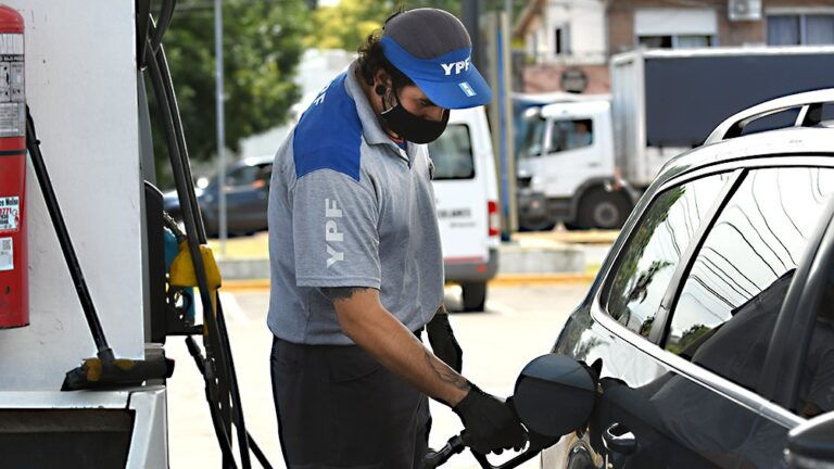 La nafta subió 6% promedio desde esta madrugada