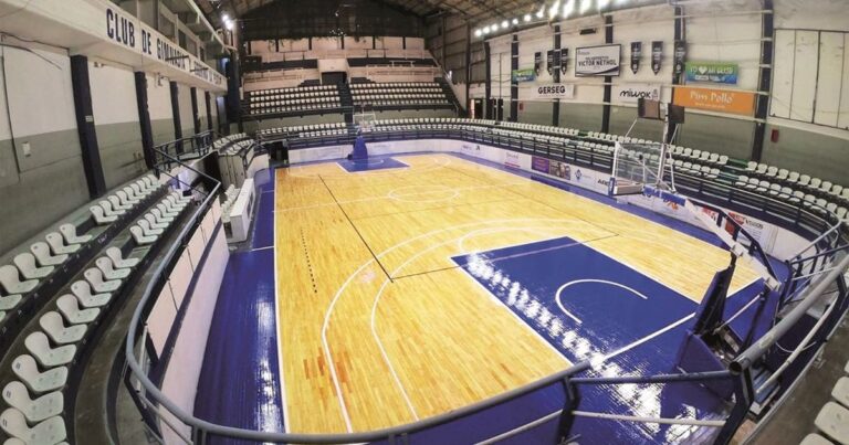 Conmoción en poli de Gimnasia: un hombre de 74 años murió al presenciar una pelea en un partido de basquet