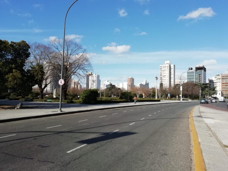 Alquileres: de cuánto es el aumento en abril para contratos anteriores al DNU