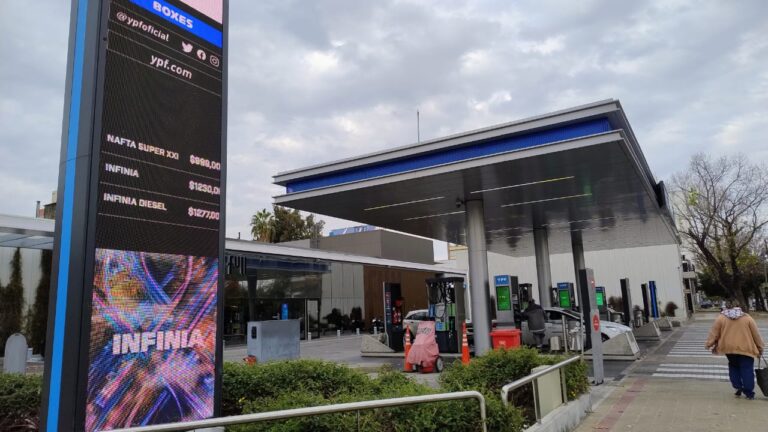 Junio arrancó con aumento en combustibles: precios de la nafta en La Plata