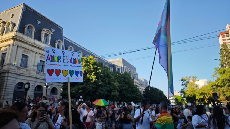 En La Plata, 7 y 50 epicentro de la marcha LGBT