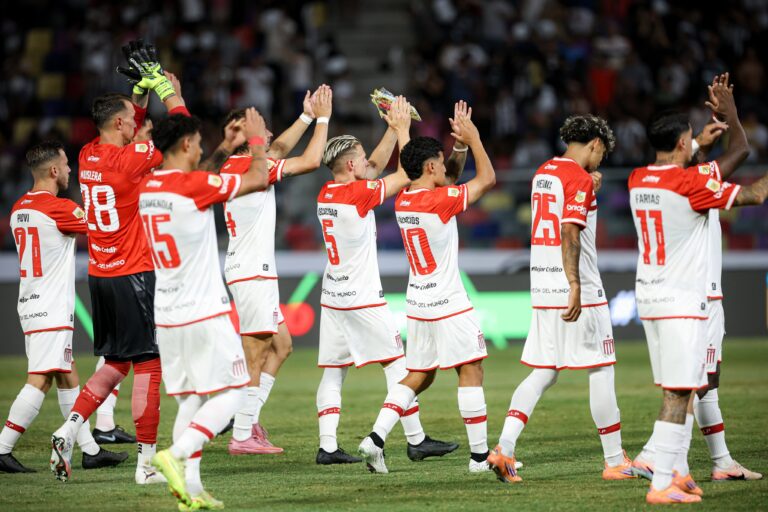 Estudiantes venció a Central Córdoba y se metió en semifinales del Clausura