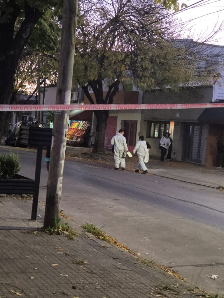 Crimen en un cotillón de La Plata: discusión por una deuda, disparos y el acusado preso