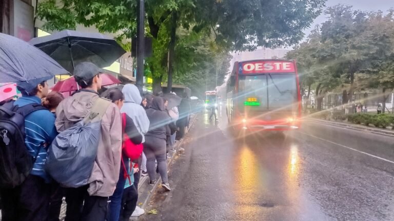 Tarifas, alquileres, transporte, prepagas y colegios: todos los aumentos que llegan en agosto