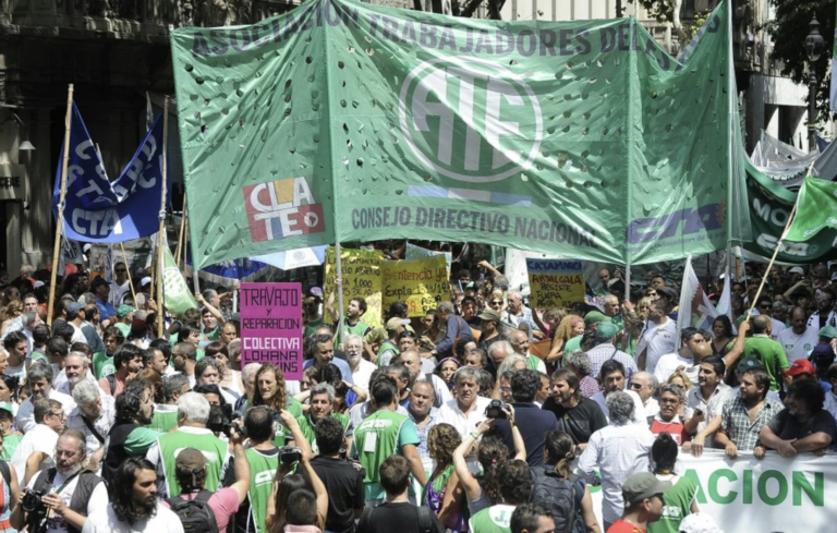 Mientras esperan por paritarias, ATE convocó a un paro en Provincia