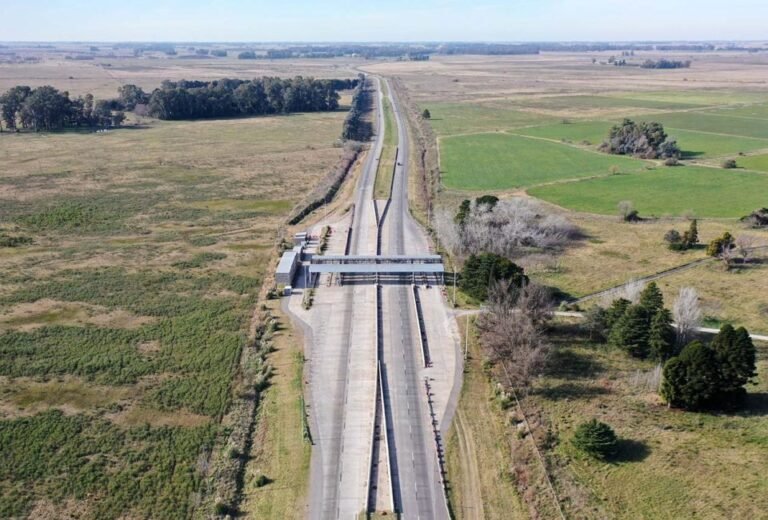 Comenzó el cobro de peajes en la ruta 6: dónde están, cuánto sale y cómo pagar